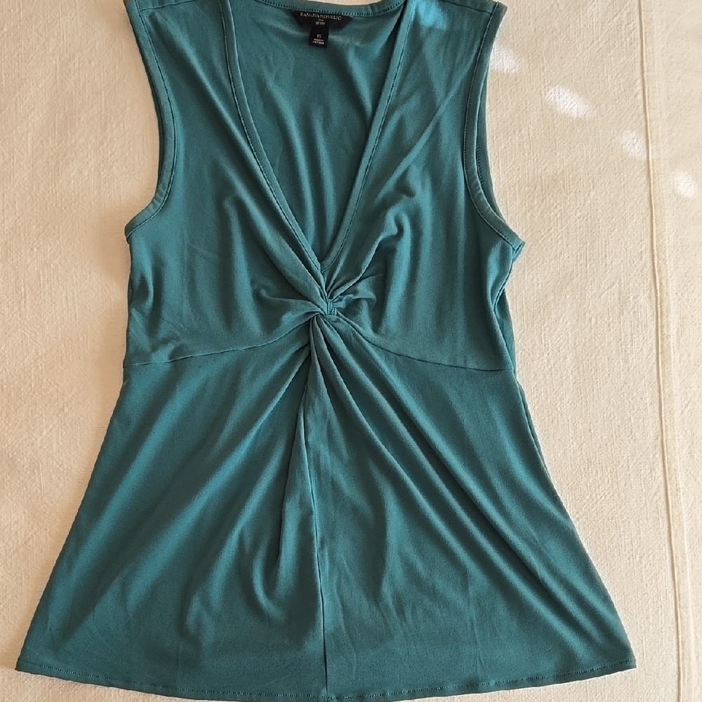 Sleeveless Teal Twist-Front Top